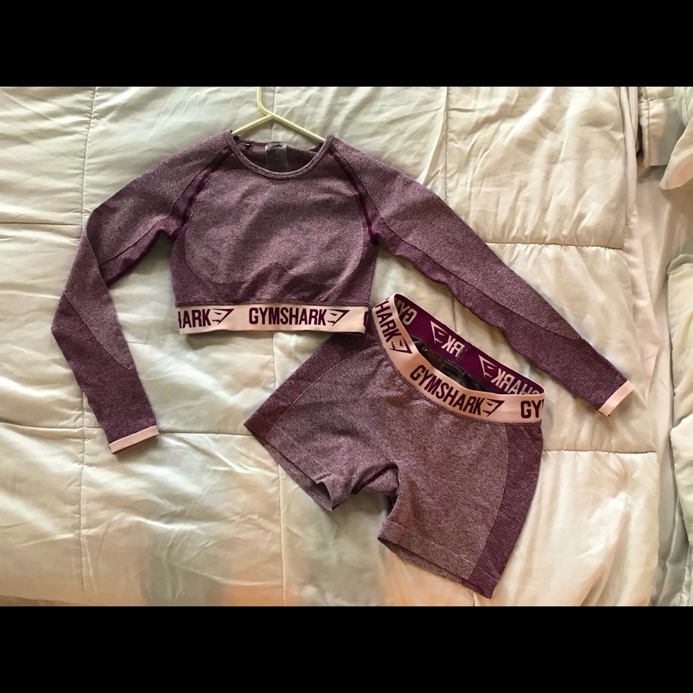 Gymshark Flex Crop Top/Shorts - Matching Set